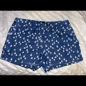 JCrew Scallop Pocket Blue Shorts with Sailboats